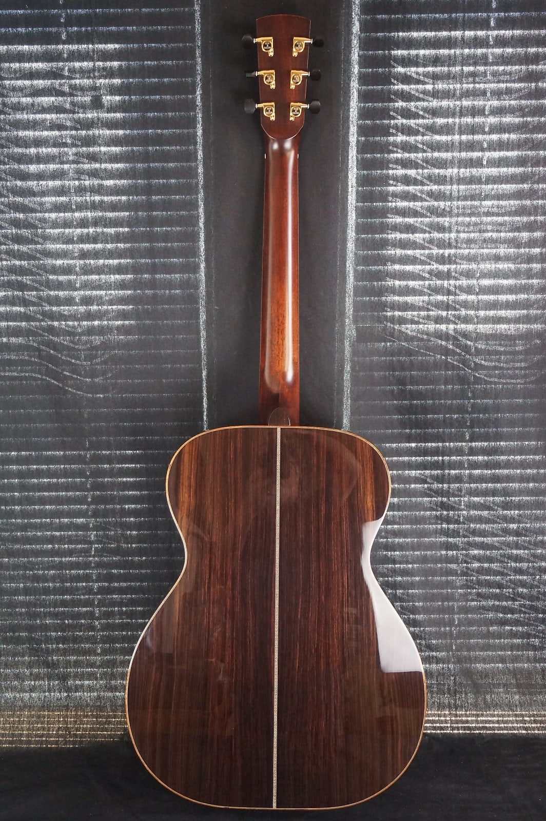Huss & Dalton OM Custom Redwood Top / Indian Rosewood Back & Sides - Photo 4