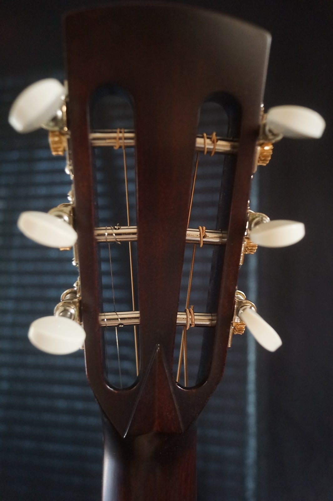 Huss & Dalton OO-SP Custom Parlor Style Guitar w/ Torrified Sitka / Indian Rosewood - Photo 16